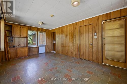 40 Bertram Drive, Hamilton, ON - Indoor Photo Showing Other Room