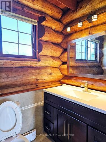 1785 Oak Hill Road, Port Hope, ON - Indoor Photo Showing Bathroom