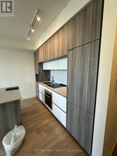 501 - 151 Avenue Road, Toronto, ON - Indoor Photo Showing Kitchen With Double Sink