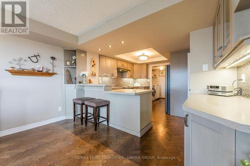 Ph 16 - 18 Concorde Place, Toronto, ON - Indoor Photo Showing Kitchen