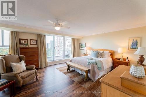 Ph 16 - 18 Concorde Place, Toronto, ON - Indoor Photo Showing Bedroom