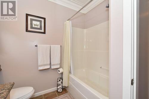 2597 Grandview Place, Blind Bay, BC - Indoor Photo Showing Bathroom