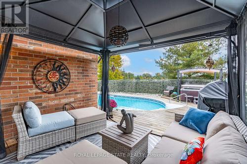 95 Thoroughbred Boulevard, Hamilton, ON - Outdoor With Deck Patio Veranda With Exterior