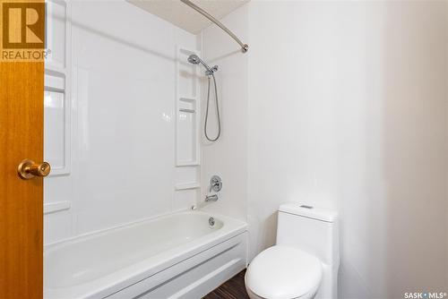 Trotchie Acreage, Corman Park Rm No. 344, SK - Indoor Photo Showing Bathroom