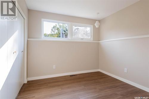 75 Sunset Drive, Regina, SK - Indoor Photo Showing Other Room