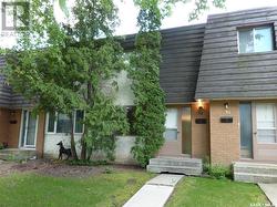 45 120 Acadia DRIVE  Saskatoon, SK S7H 3V2