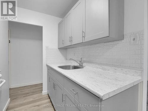 Kitchen - 109 - 1830 Dumont Street, London, ON - Indoor Photo Showing Kitchen