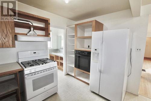 1880 Harrison Avenue, Masset, BC - Indoor Photo Showing Kitchen