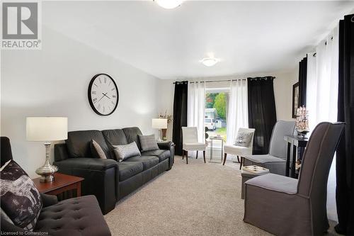 1294 8Th Concession Road W Unit# 81, Flamborough, ON - Indoor Photo Showing Living Room