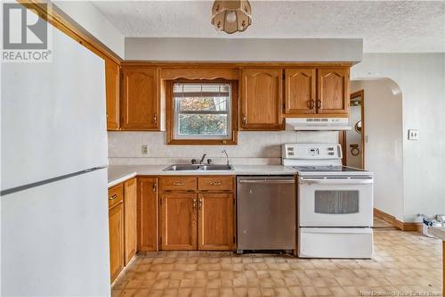 6 Lawrence Crescent, Fredericton, NB - Indoor Photo Showing Kitchen With Double Sink