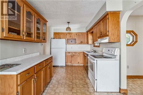 6 Lawrence Crescent, Fredericton, NB - Indoor Photo Showing Kitchen