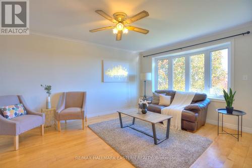 1327 County Road 4, Douro-Dummer, ON - Indoor Photo Showing Living Room