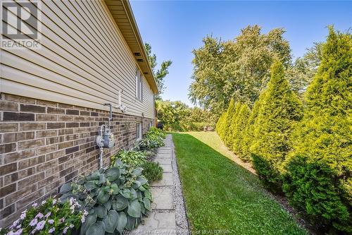 16 Shaw Drive, Amherstburg, ON - Outdoor