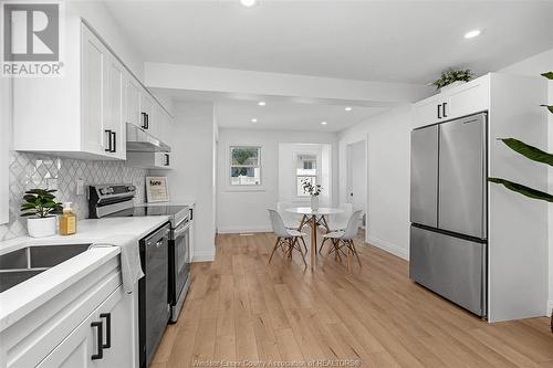 2968 Langlois, Windsor, ON - Indoor Photo Showing Kitchen With Double Sink