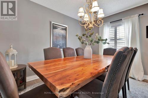 23 - 1 Woodspring Court, Hamilton, ON - Indoor Photo Showing Dining Room