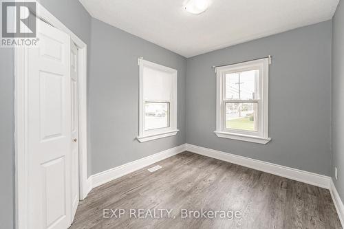 140 Gage Avenue N, Hamilton, ON - Indoor Photo Showing Other Room