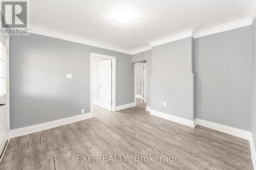 140 Gage Avenue N, Hamilton, ON - Indoor Photo Showing Other Room