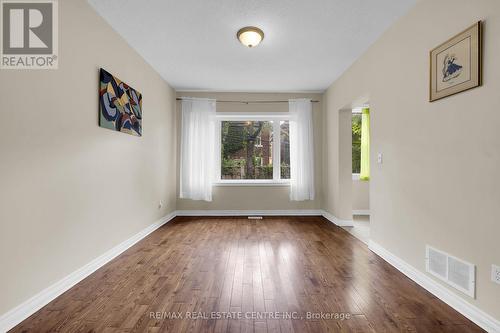 31 Gibson Avenue, Hamilton, ON - Indoor Photo Showing Other Room