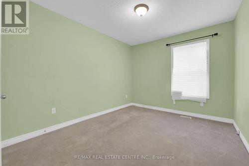 31 Gibson Avenue, Hamilton, ON - Indoor Photo Showing Other Room