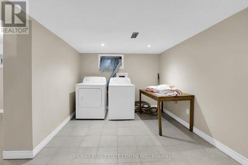 31 Gibson Avenue, Hamilton, ON - Indoor Photo Showing Laundry Room