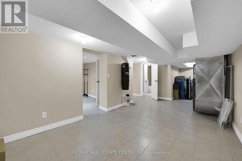 31 Gibson Avenue, Hamilton, ON - Indoor Photo Showing Other Room