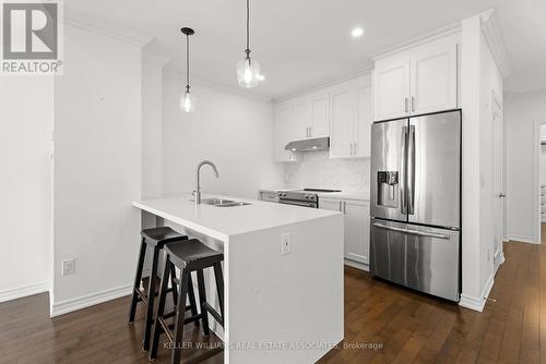 Ph1106 - 81 Robinson Street, Hamilton, ON - Indoor Photo Showing Kitchen With Stainless Steel Kitchen With Double Sink With Upgraded Kitchen