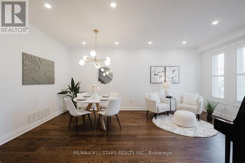 3009 Bur Oak Avenue, Markham, ON - Indoor Photo Showing Dining Room