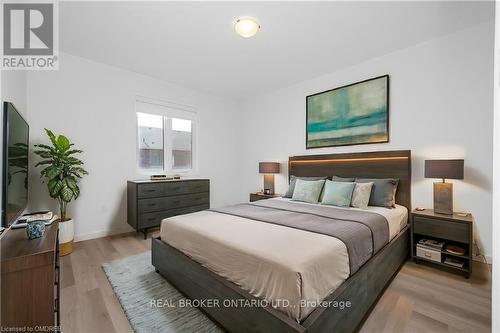 1200 Anson Gate, Oakville, ON - Indoor Photo Showing Bedroom