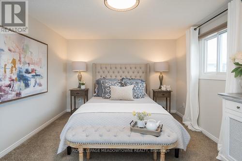 586 Hayward Crescent, Milton, ON - Indoor Photo Showing Bedroom