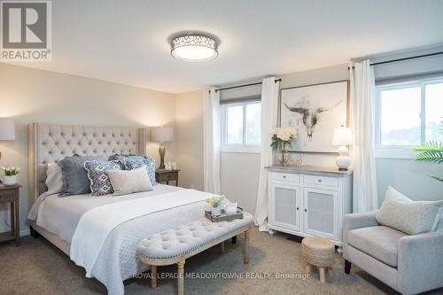 586 Hayward Crescent, Milton, ON - Indoor Photo Showing Bedroom