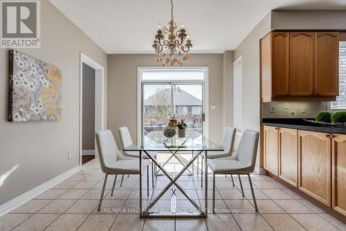 1182 Lindenrock Drive, Oakville, ON - Indoor Photo Showing Dining Room