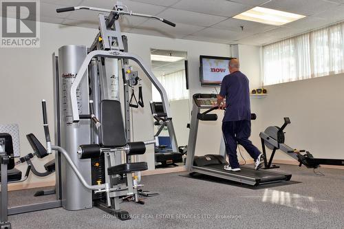 Ph2 - 2170 Marine Drive, Oakville, ON - Indoor Photo Showing Gym Room