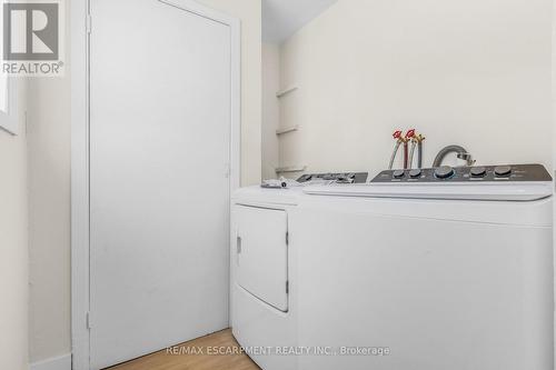 16 Albert Street, Welland, ON -  Photo Showing Laundry Room