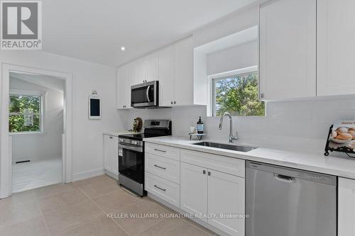 6123 Guelph Line, Burlington, ON - Indoor Photo Showing Kitchen