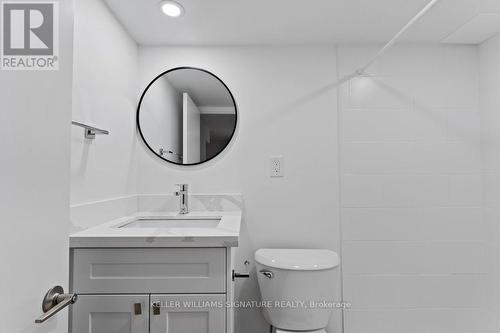 6123 Guelph Line, Burlington, ON - Indoor Photo Showing Bathroom