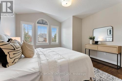 4644 Kearse Street, Burlington, ON - Indoor Photo Showing Bedroom