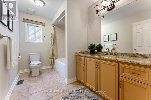 4644 Kearse Street, Burlington, ON - Indoor Photo Showing Bathroom