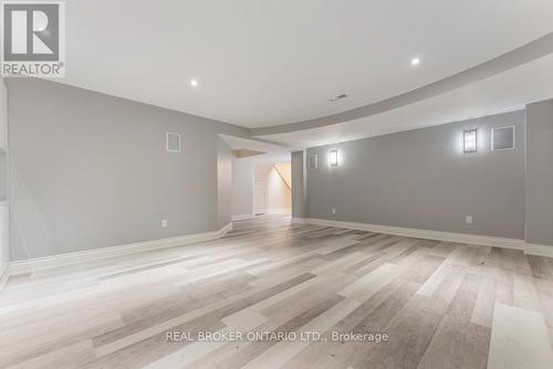 4644 Kearse Street, Burlington, ON - Indoor Photo Showing Other Room