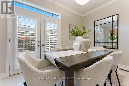 4644 Kearse Street, Burlington, ON - Indoor Photo Showing Dining Room