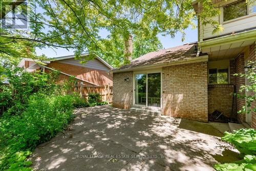 120 Ulster Drive, Oakville, ON - Outdoor With Exterior