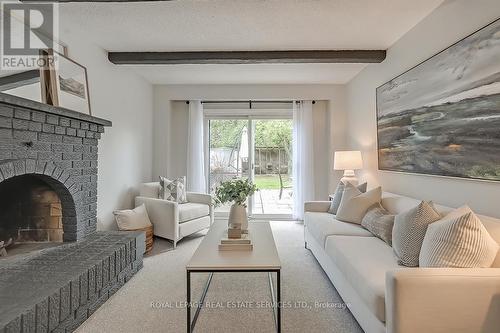 3532 Pitch Pine Crescent, Mississauga, ON - Indoor Photo Showing Living Room With Fireplace