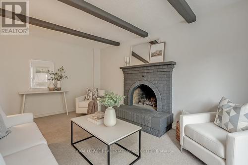 3532 Pitch Pine Crescent, Mississauga, ON - Indoor Photo Showing Living Room With Fireplace