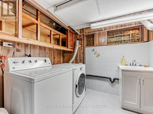 43 Ludgate Drive, Toronto, ON - Indoor Photo Showing Laundry Room