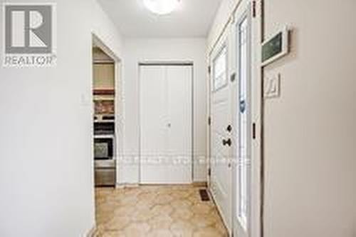 Upper - 236 Archdekin Drive, Brampton, ON - Indoor Photo Showing Other Room