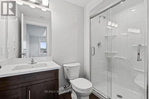 308 - 118 Summersides Boulevard, Pelham, ON - Indoor Photo Showing Bathroom