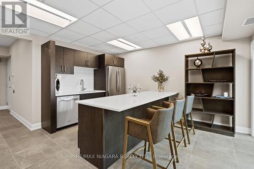 308 - 118 Summersides Boulevard, Pelham, ON - Indoor Photo Showing Kitchen