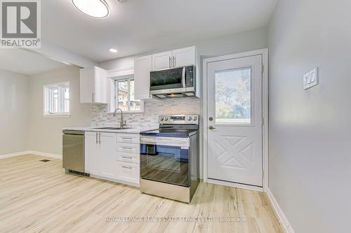 27 Theodore Drive, Mississauga, ON - Indoor Photo Showing Kitchen With Stainless Steel Kitchen