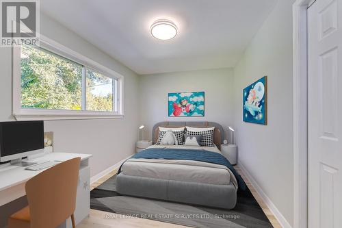 27 Theodore Drive, Mississauga, ON - Indoor Photo Showing Bedroom