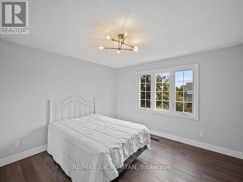 27 Macdougall Drive, Brampton, ON - Indoor Photo Showing Bedroom