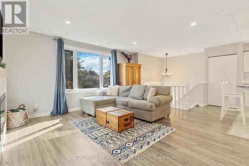 227 Ardsley Crescent, London, ON - Indoor Photo Showing Living Room